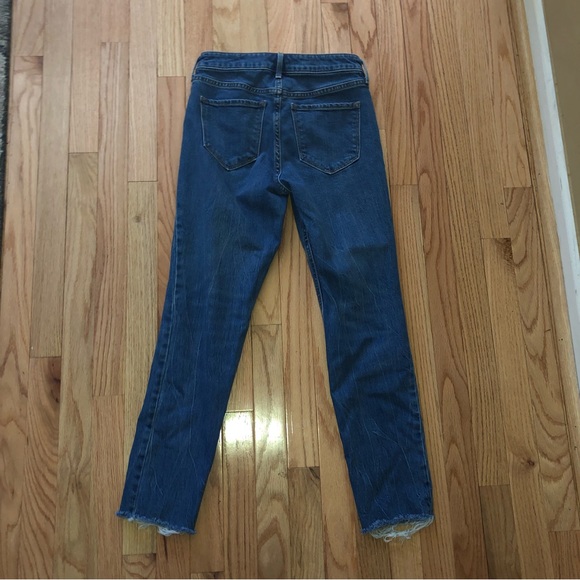 Old Navy High waist power straight jeans. Size 4 - Picture 2 of 14